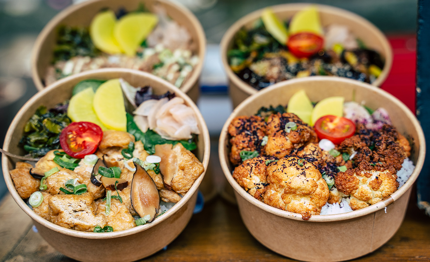 Food in recyclable packaging representing Leatherhead Food Research's global food packaging regulatory services