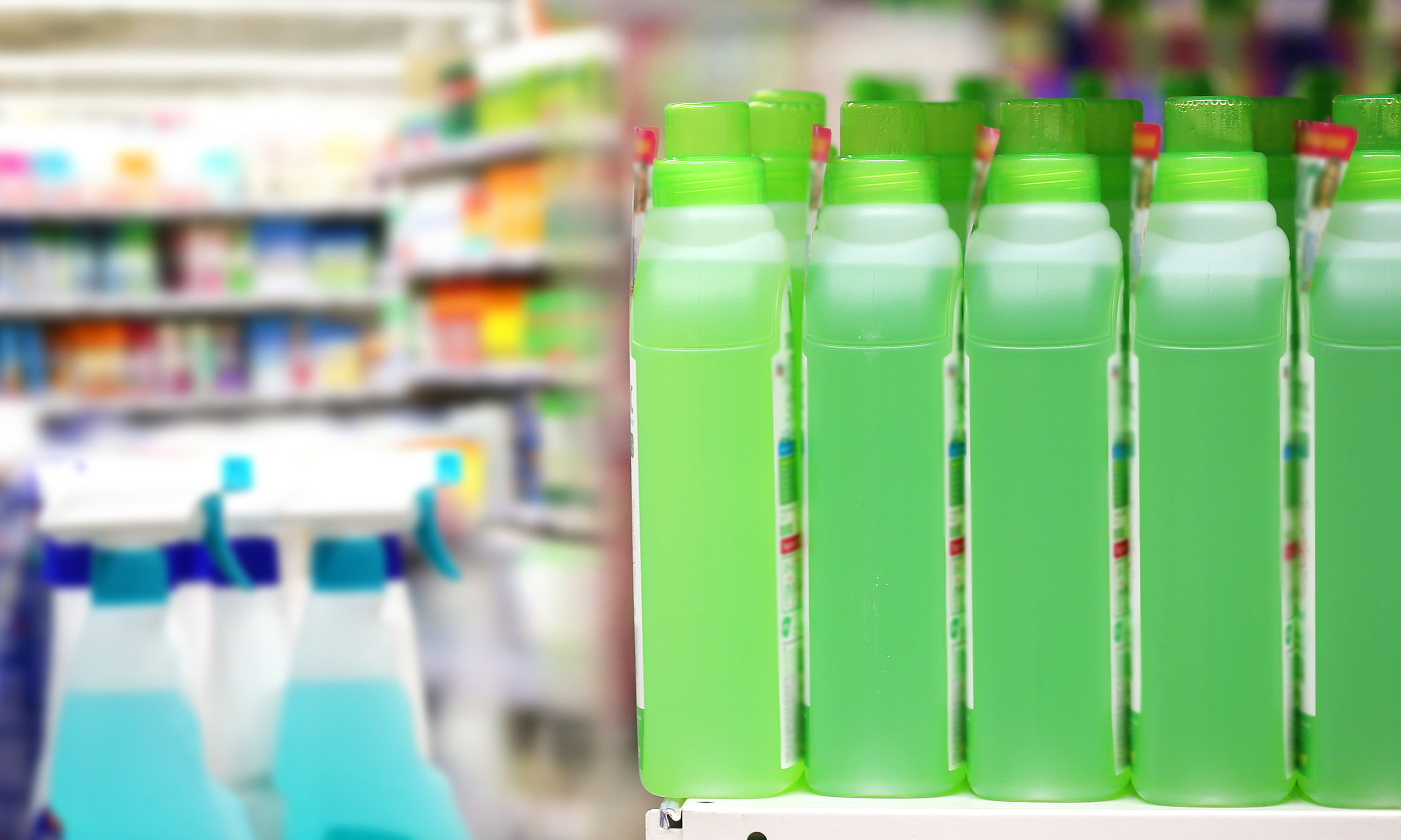 Pesticides in grocery store representing Sagentia Regulatory's pesticide labeling services in the USA