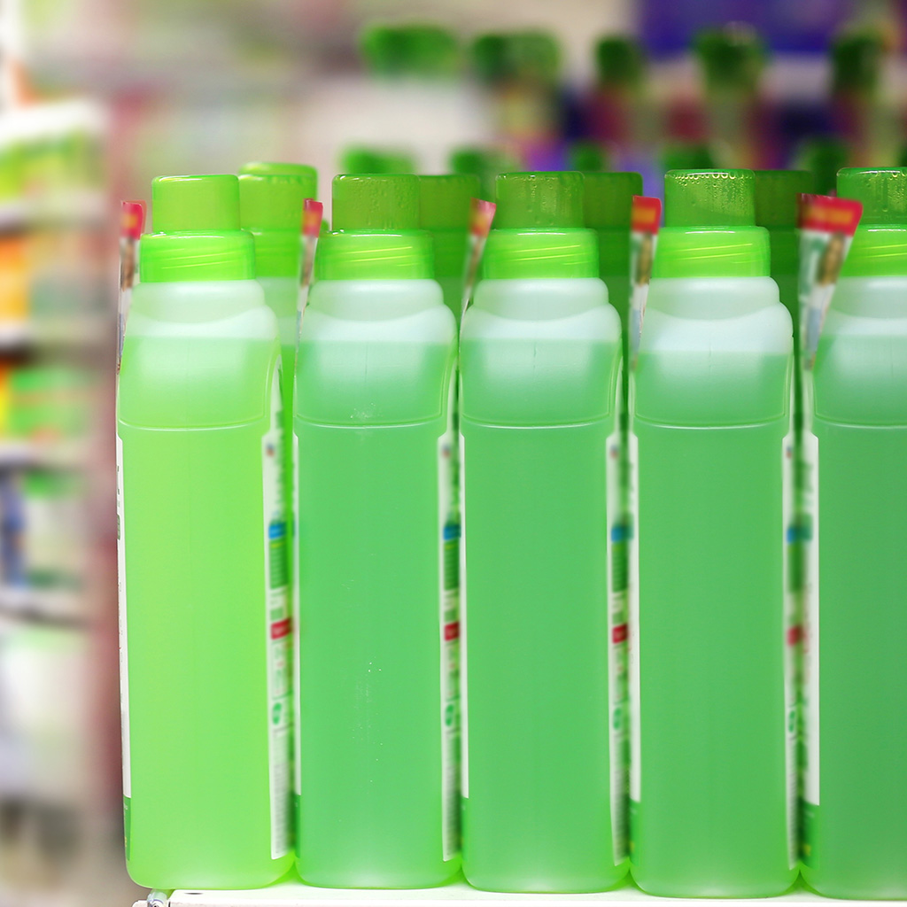 Pesticides in grocery store representing Sagentia Regulatory's pesticide labeling services in the USA